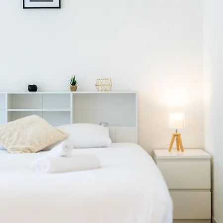Le Cocon Antibois — Charme Calme Et Plages A Pied Apartament *